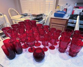 Red Glass Set