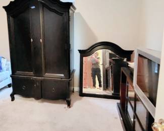 Black Furniture Pieces.