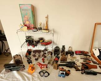 Iron Toys and Banks, Play Guns