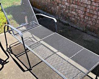 Chaise Lounge