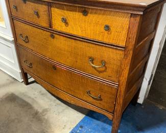 Vintage Dresser Orlando
