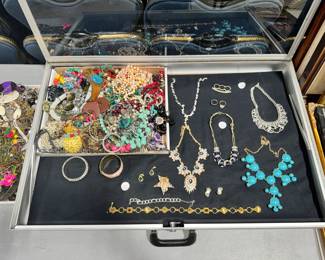 Costume Jewelry Orlando