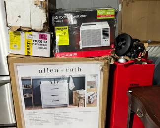 Vanity, Gas Tank, AC Units and Ceiling Fans Orlando