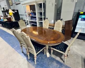 Dining Table & Chairs and Buffet Orlando