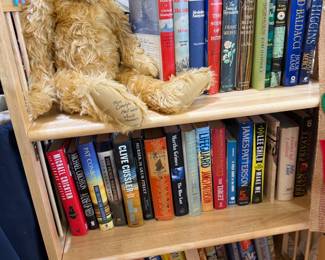 books, teddy bear