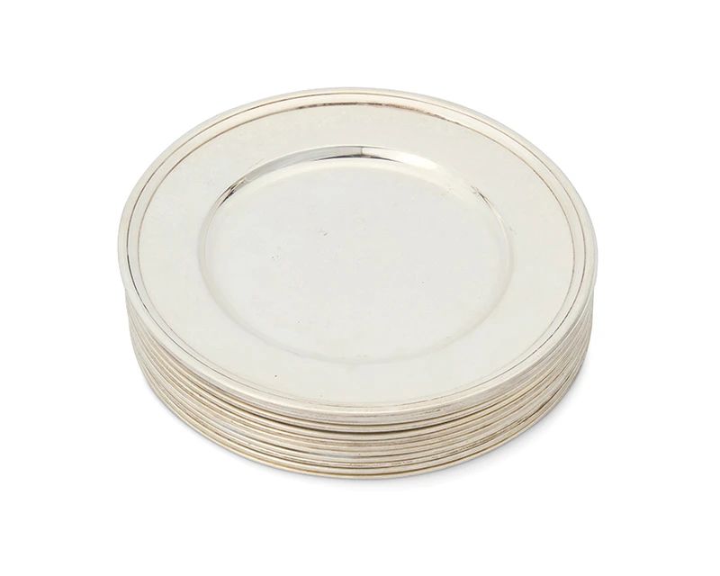 1
A set of twelve Tiffany & Co. sterling silver bread plates
Early/mid-20th century; Directorship of John C. Moore (1907-1947)
Each marked: Tiffany & Co. / Makers / Sterling Silver / 925-1000 / M; numbered: 20198 / 6851
12 pieces
Each: 6.125" Dia.
64.8 oz. troy approximately
Estimate: $1,200 - $1,800