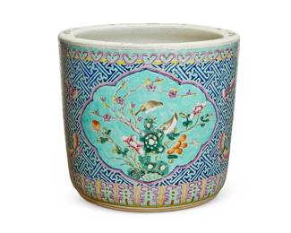 224
A Chinese polychrome porcelain jardinière
20th century
Decorated with birds, flowers, and butterflies on a turquoise ground
12.5" H x 14" Dia.
Estimate: $200 - $300