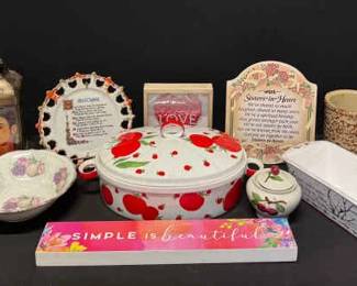 Eclectic Finds... Franci Villa, Trimont Ware, Frida Kahlo