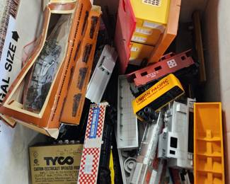 Tyco H/O scale train