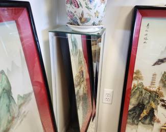 Mirrored plant stand