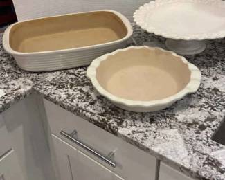 Pampered Chef Baking Pieces And More