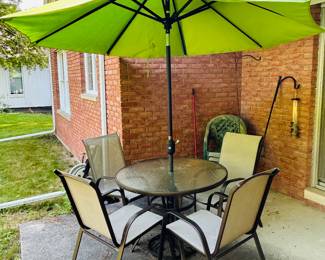 outdoor Patio Set - Table, Chairs & A Nice Big Umbrella!
