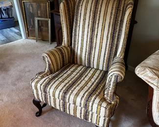pair available
