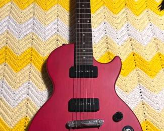 136 Epiphone Les Paul Special Satin Cherry