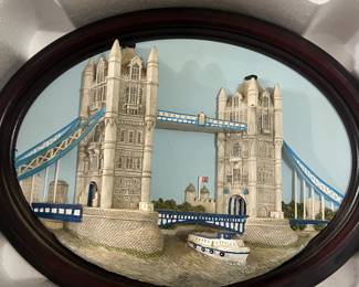 Lakeland studios 3-D Resin Wall plaque, Tower Bridge