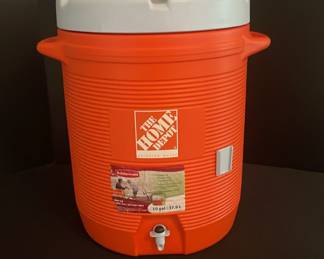 The Home Depot Rubbermaid Water Jug 10 Gallons