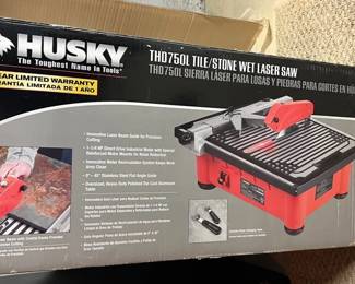 Husky THD750L Tile Stone Wet Laser Saw