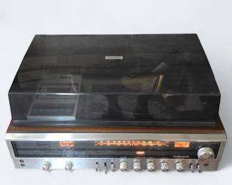 MCM Magnavox 1836 Record, Radio & Cassette Player Set