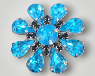 Brooch