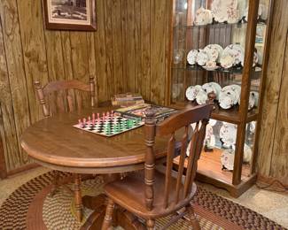 ROUND KITCHEN TABLE WITH 2 CHAIRS, LIGHTD CURIO CABINET