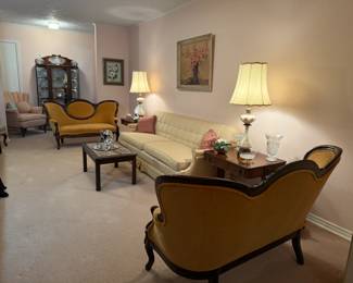 FORMAL LIVING ROOM
