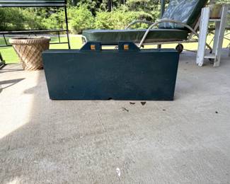 CHILDS TABLE FOLDED UP