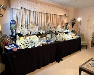 GLASSWARE AND CHINA
