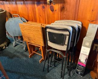 TV TRAYS AND VINTAGE FOLDING CARD TABLE CHAIRS