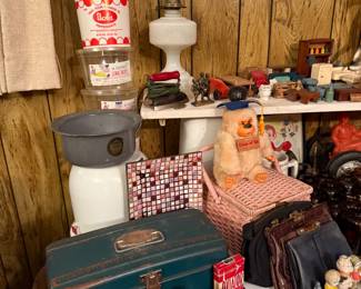 METAL TACKLE BOX, ENAMELWARE, VINTAGE LADIES PURSES