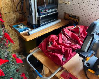 (Garage)