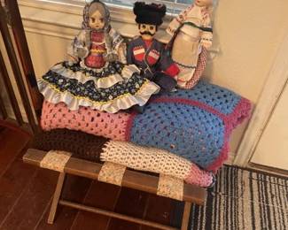 Luggage stand, afghans, Russian dolls