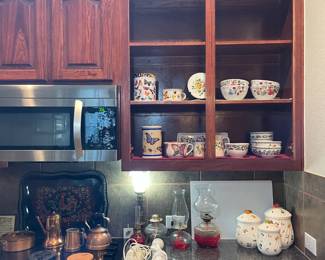 Canisters, bowls & misc, oil lamps, decor