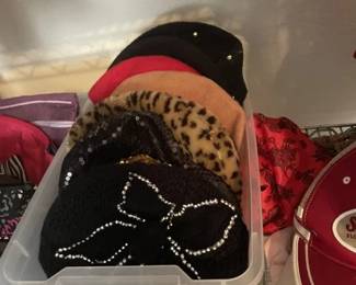 "Tam" styles hats