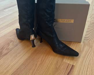 Donald Pliner boots