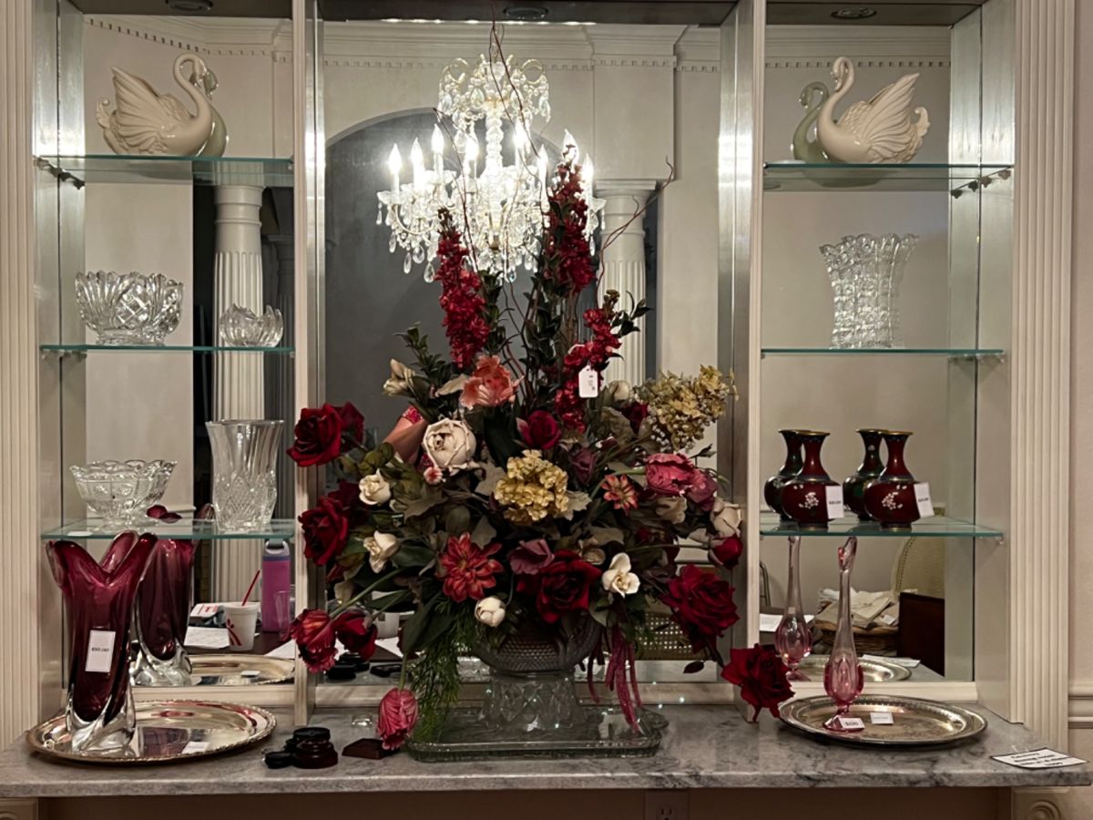 cut crystal/florals/vases