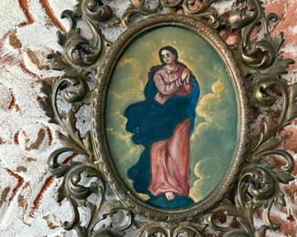 Small Vintage Oval Framed Painting of Virgin Mary