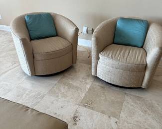 #5 - $200 each - Thomasville swivel chairs 34x37x30