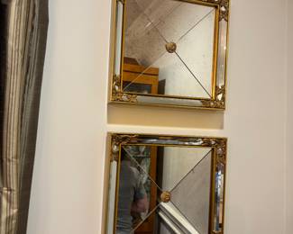 4 MIRRORED  WALL DECOR