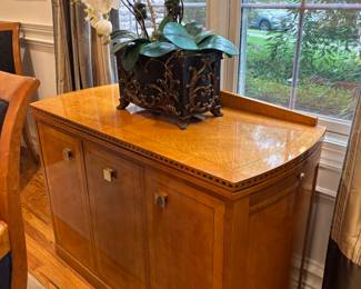 HICKORY  CHAIR SIDEBOARD