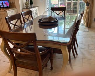 KITCHEN TABLE  W/2 LEAVES AND 6 CHAIRS FROM WESCO DINETTES