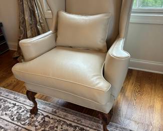 LEATHER CHAIR-AS IS-SCRATCHES