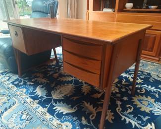 MCM desk front