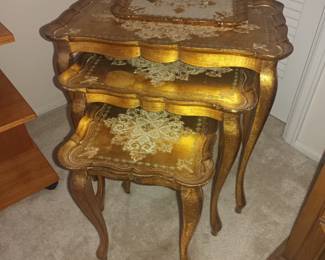 Nesting tables with tray