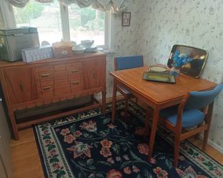 Small buffet and small mcm table