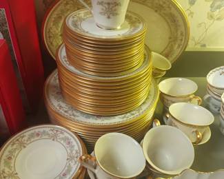 Lenox 'Castle Garden' China