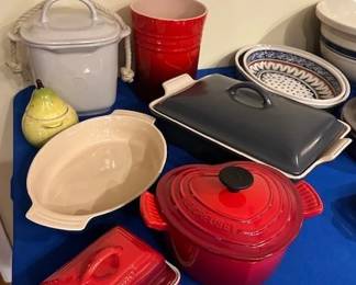 Several LeCreuset Bakeware, butter dish and more.