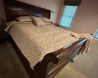 King-Sized Sleigh Bed