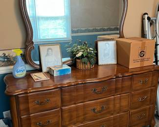Beautiful dresser and mirror 