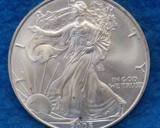 Lot 333. 2005 American Silver Eagle. One ounce of fine silver.