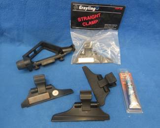 Lot 393. Arrow fletching jig with 2 straight clamps, RH twist clamp, LH twist clamp, and glue